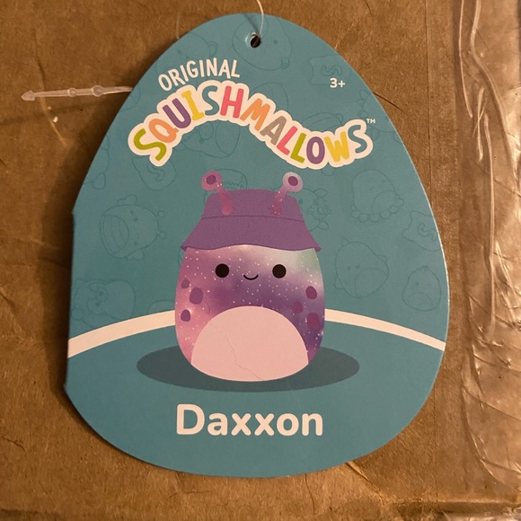 NWT 12” Daxxon the alien (buckethat) Squishmallow - Picture 3 of 5